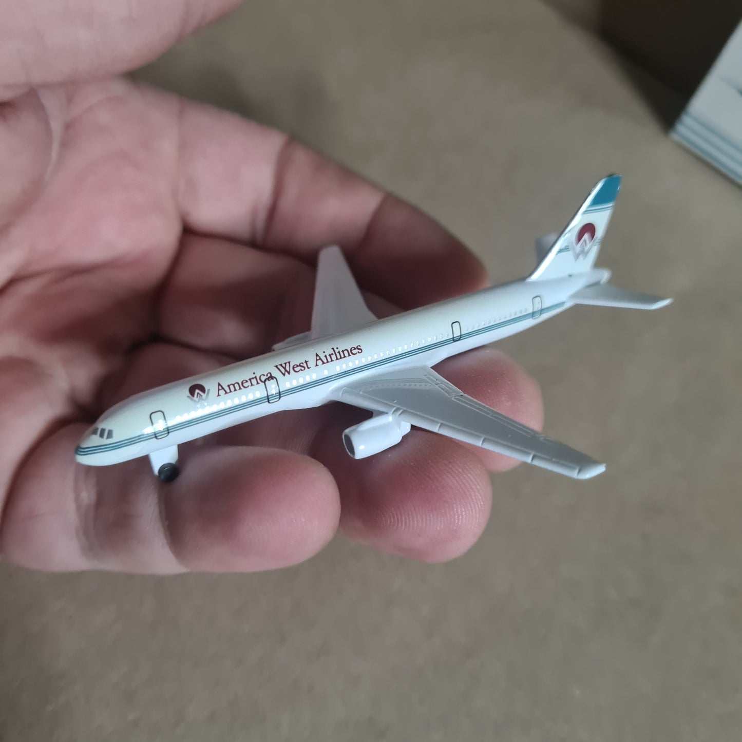 Schabak 1:600 Boeing 757 American west Airlines diecast model plane 908/128 vgc boxed