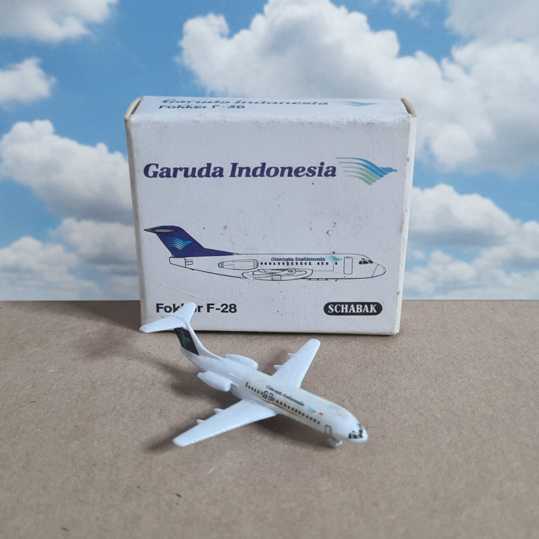 Schabak 1:600 Fokker F-28 Garuda Indonesia diecast plane 931/64  Fair Boxed
