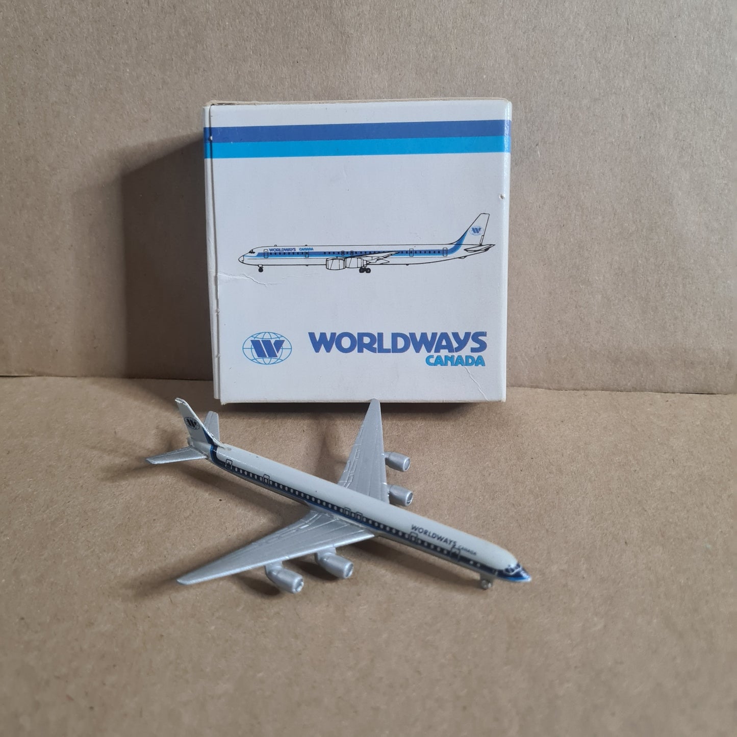 Schabak 1:600 Douglas DC-8 Worldways Canada diecast plane 922/71 Good Boxed