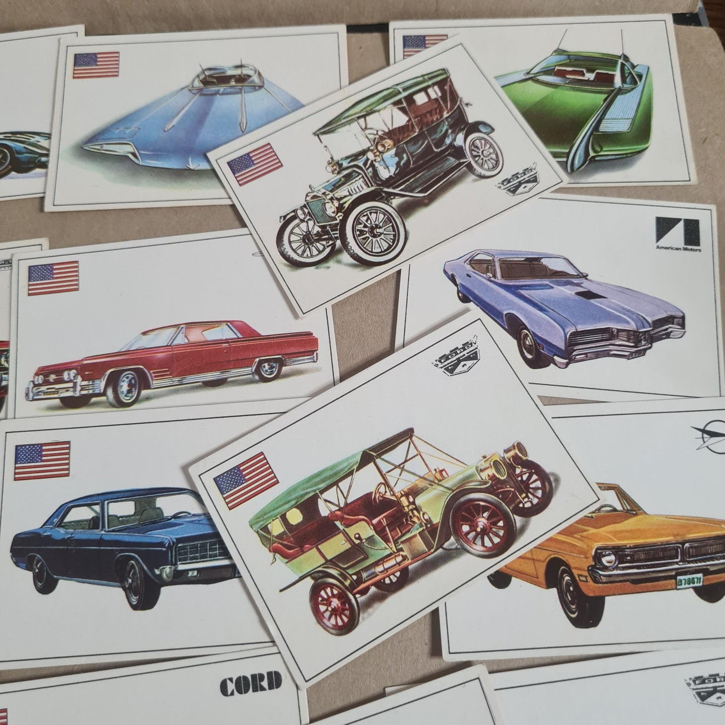 Famous Cars by Top Sellers LTD Trading cards 70's "American makes" bundle x20