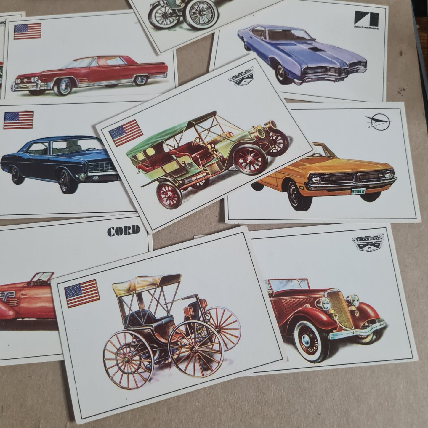 Famous Cars by Top Sellers LTD Trading cards 70's "American makes" bundle x20