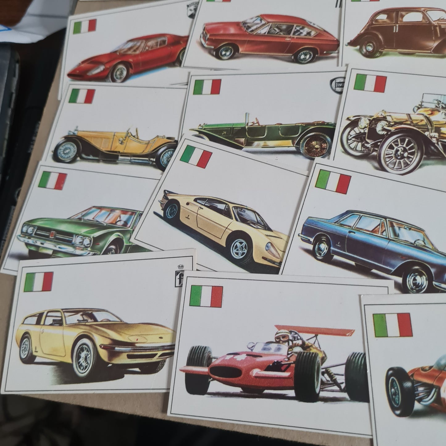 Famous Cars by Top Sellers LTD Trading cards 70's "Italian makes" bundle x25
