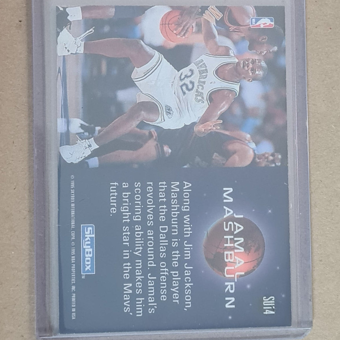 Jamal Mashburn Skybox 1995 Slammin Universe #SU14 NBA Basketball Dallas Mavericks Ex- sleeved