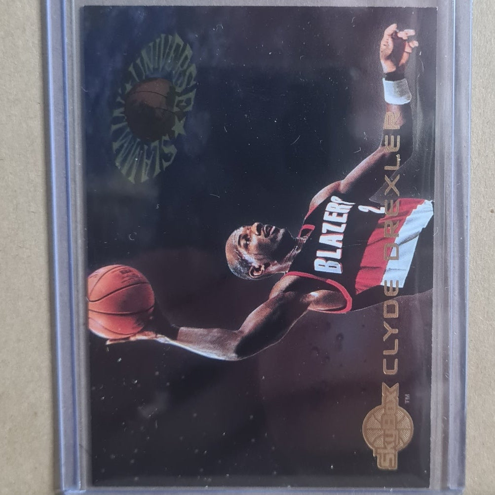 Clyde Drexler Skybox 1995 Slammin Universe #SU4 NBA Basketball Portland Trail blazers Ex- sleeved