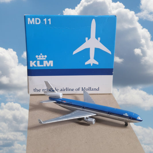 Schabak 1:600 MD -11 KLM Diecast model plane 943/5 good boxed 