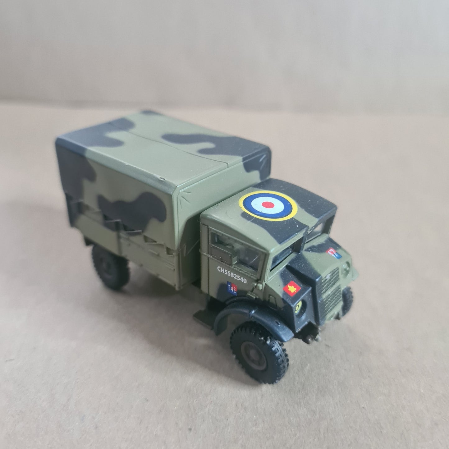 1:76 Oxford Diecast CMP 1st Canadian infantry truck CMP001 loose diecast VGC