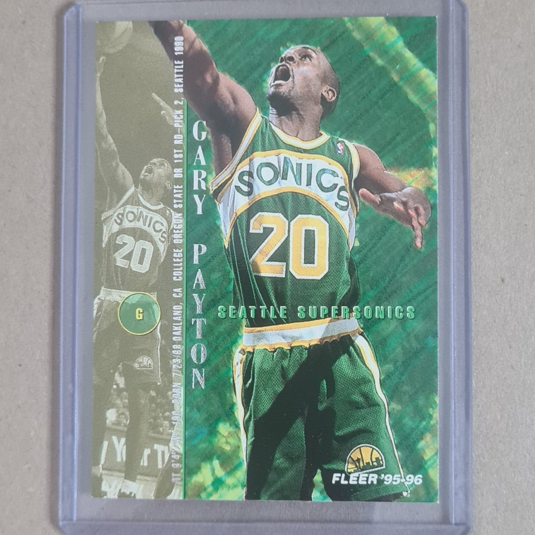 Gary Payton 1995 Fleer 95-96 #180 NBA Basketball card Seattle super sonics Excellent