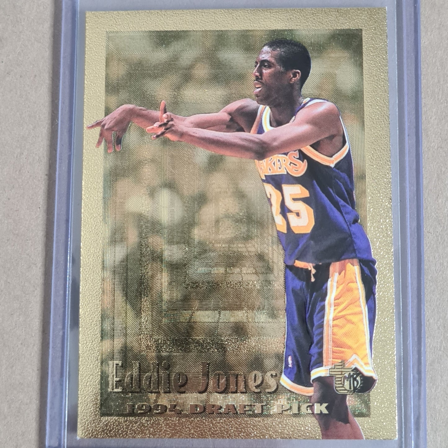 Eddie Jones 1994 Topps draft pick rookie gold embossed #110 NBA Basketball LA Lakers excellent