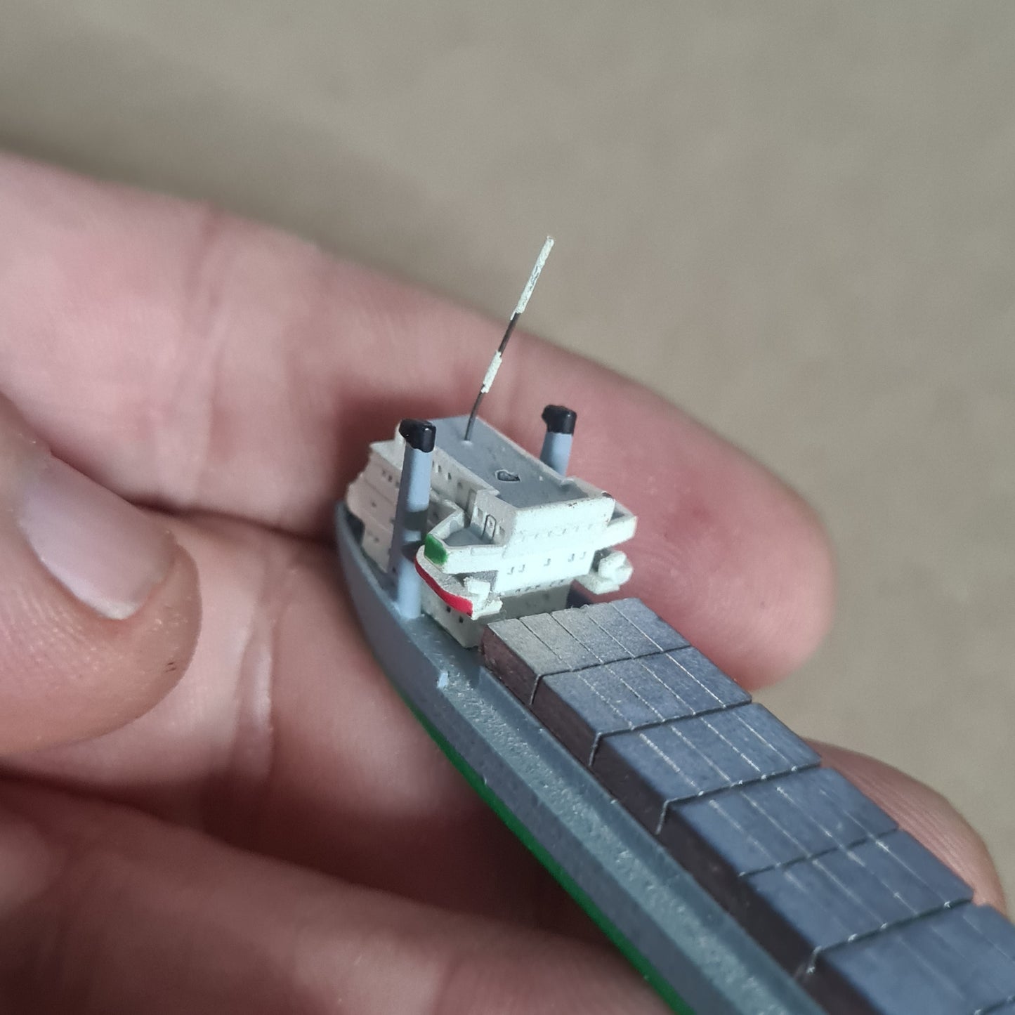 Hansa 1:1250 S-251/1  waterline white metal Mini Bulker container ship model loose nice