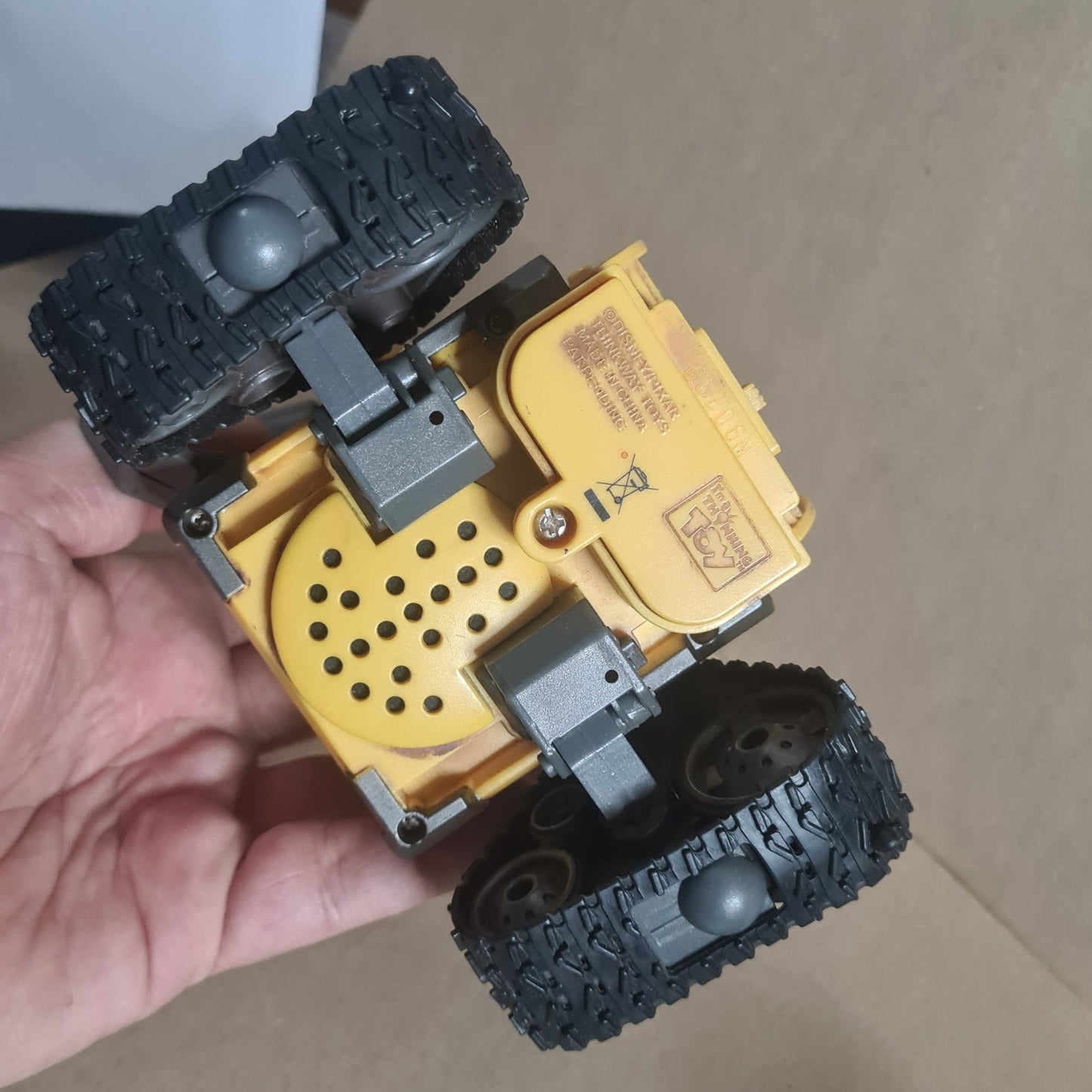Disney Pixar Wall-E Large quality battery operated figure great display piece loose