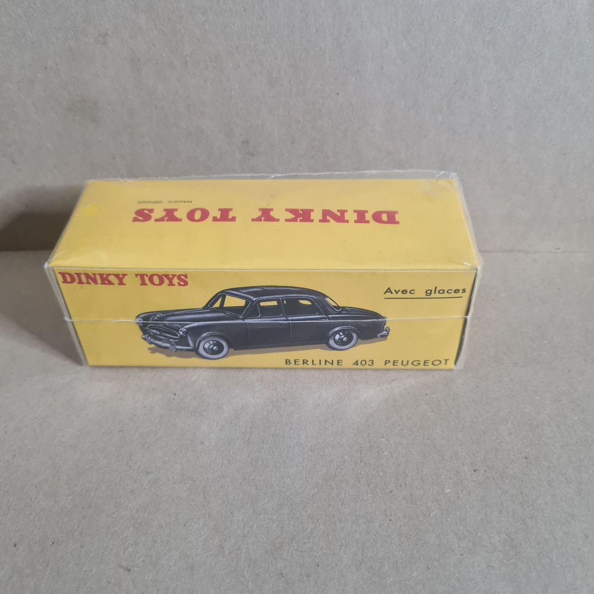 Dinky toys Atlas editions Norev collection #521 Berline 403 Peugeot sealed diecast model
