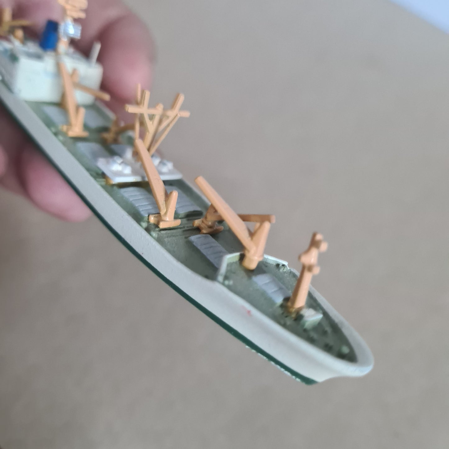 Hansa 1:1250 S-268/I  waterline white metal Strathardle ship model loose nice