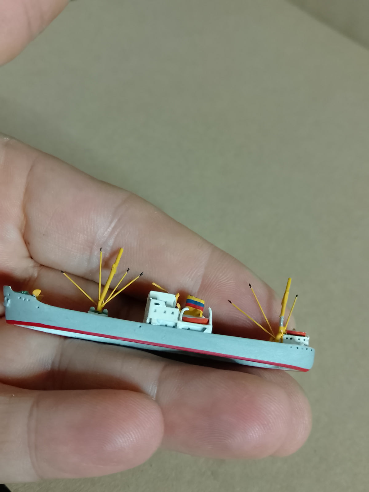 Fuchs 1:1250 FU 29  waterline white metal 1950 OLDENBURG Freighter ship model loose nice