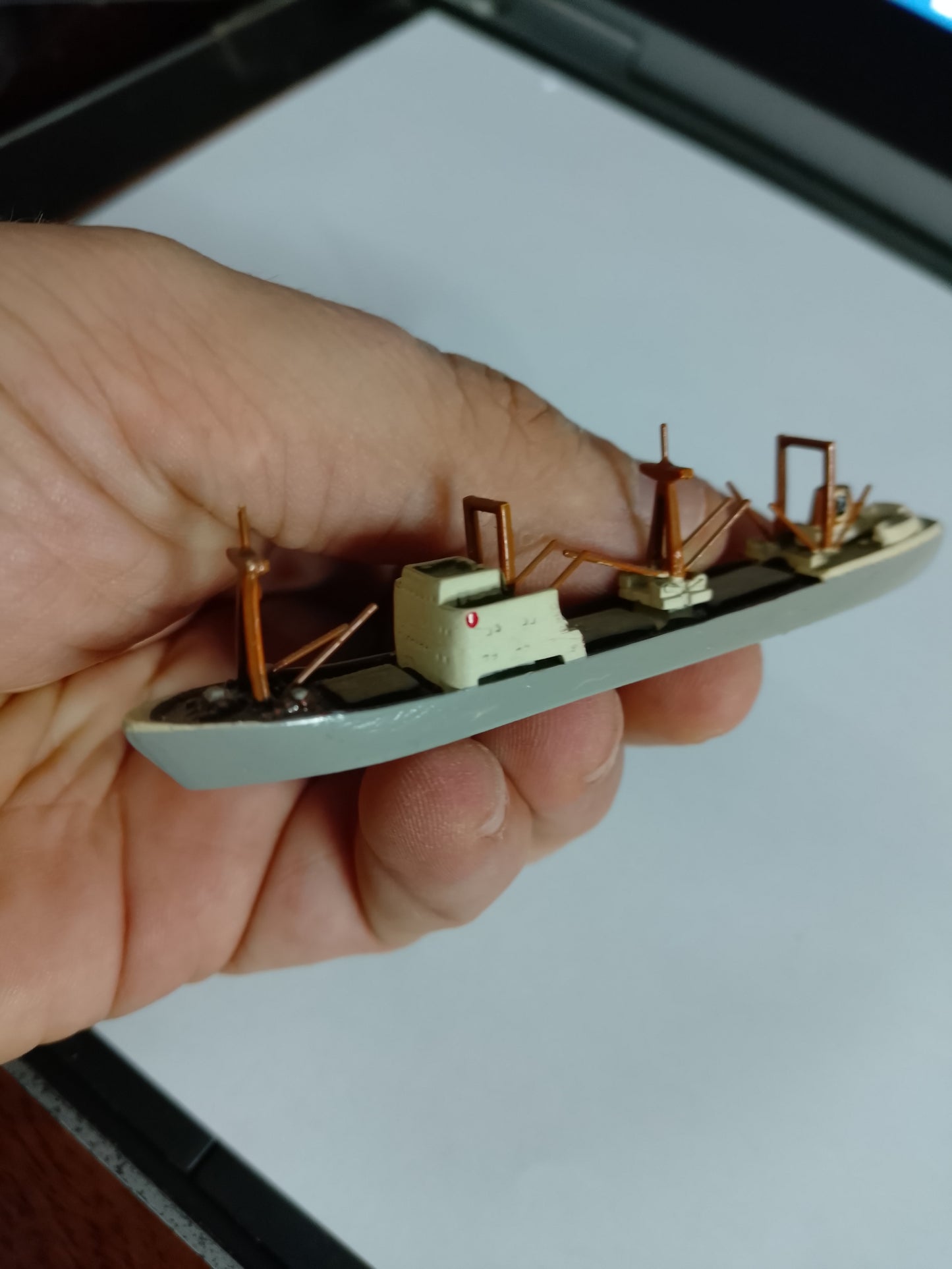 Hansa 1:1250 S-47  waterline white metal 1957 Tinnum German Freighter ship model loose nice