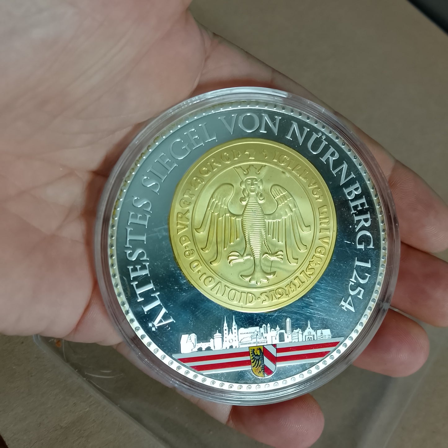 Nuremberg 1254 commerative silver plated oldest seal giant coin in capsule 70mm 137g 2012