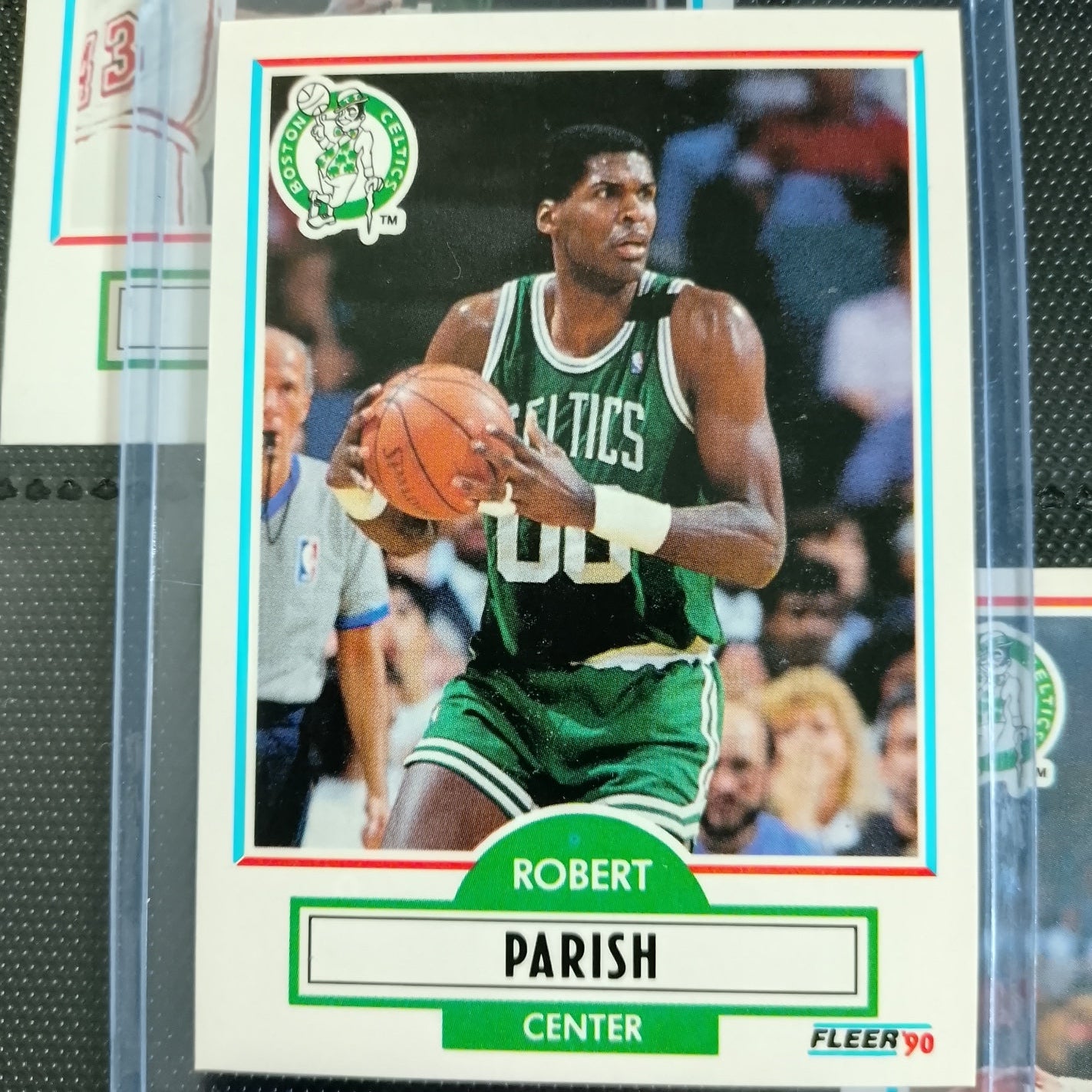 Robert Parish 1990 Fleer 13 #28 NBA Basketball Boston Celtics superb Sleeved