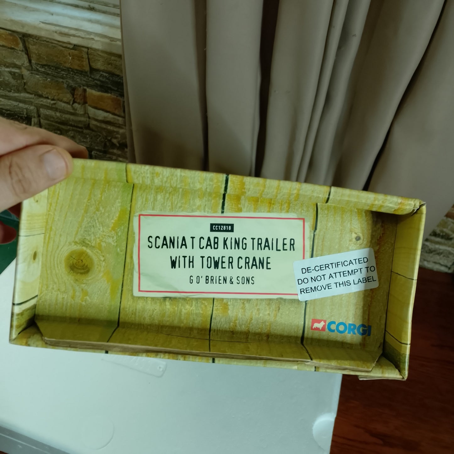 CC12818 Corgi 1:50 Scania T Cab king trailer with tower crane GO Brien & Sons Heavy Haulage
