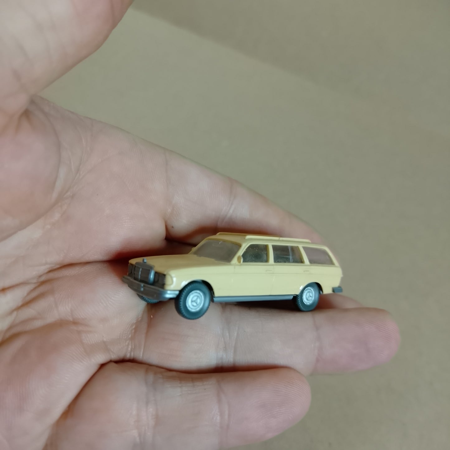 Wiking 1:87 classic Mercedes collection of vehicles 250 240 450se etc nice loose lot