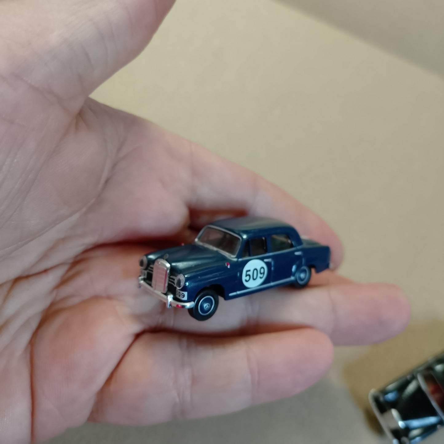 Brekina 1:87 classic Mercedes 180 190 vehicles nice loose lot x2