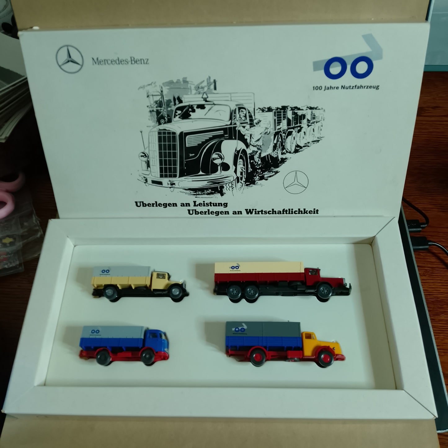 Wiking 1:87 Mercedes-Benz 100 years truck set unused in box detailed plastic models