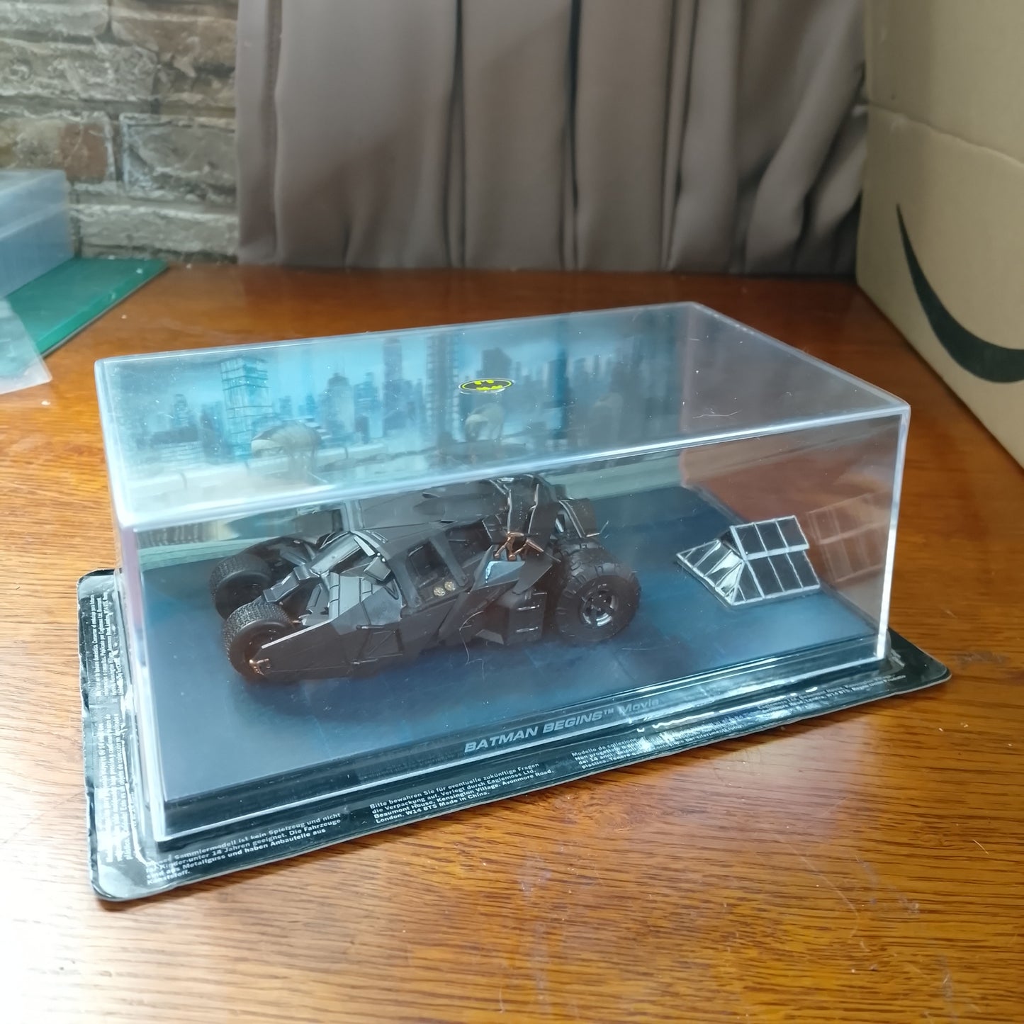 Eaglemoss Batman Automobilia diecast collection batmobile Tumbler batman begins #3