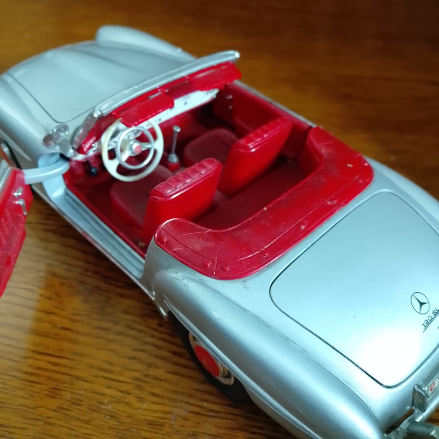 Welley 1:18 Mercedes 1955 190sl cabriolet nice loose diecast big model