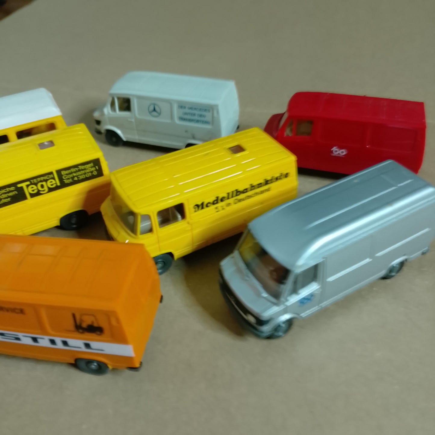 Wiking 1:87 collection of Mercedes classic 70's 80's vans x7 plastic models vgc