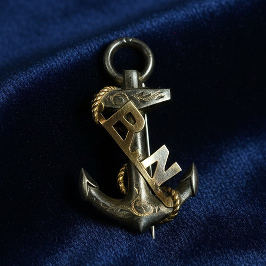 Vintage Sterling Silver royal navy Naval anchor pin badge brooch unusual no clasp. 