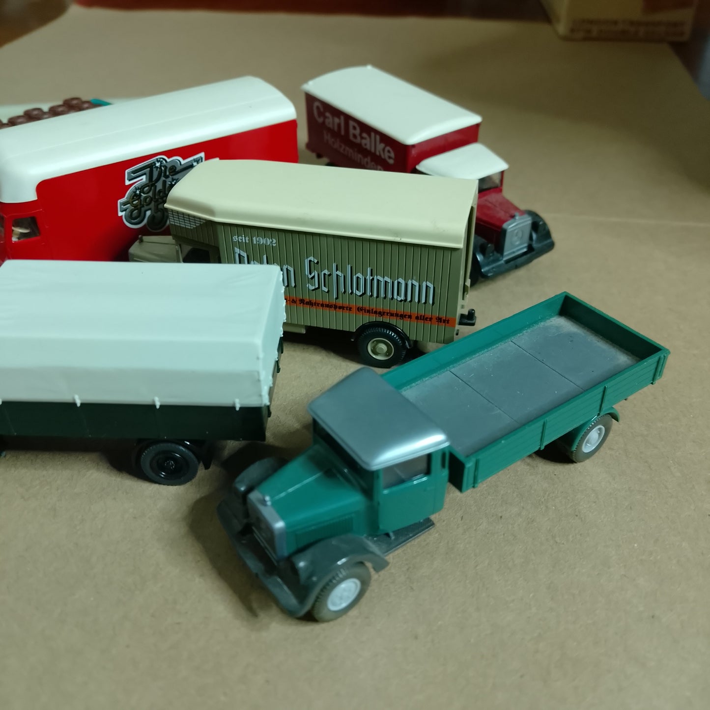 various 1:87 brekina etc Vintage Mercedes trucks lorry vehicles x7 loose nice plastic German