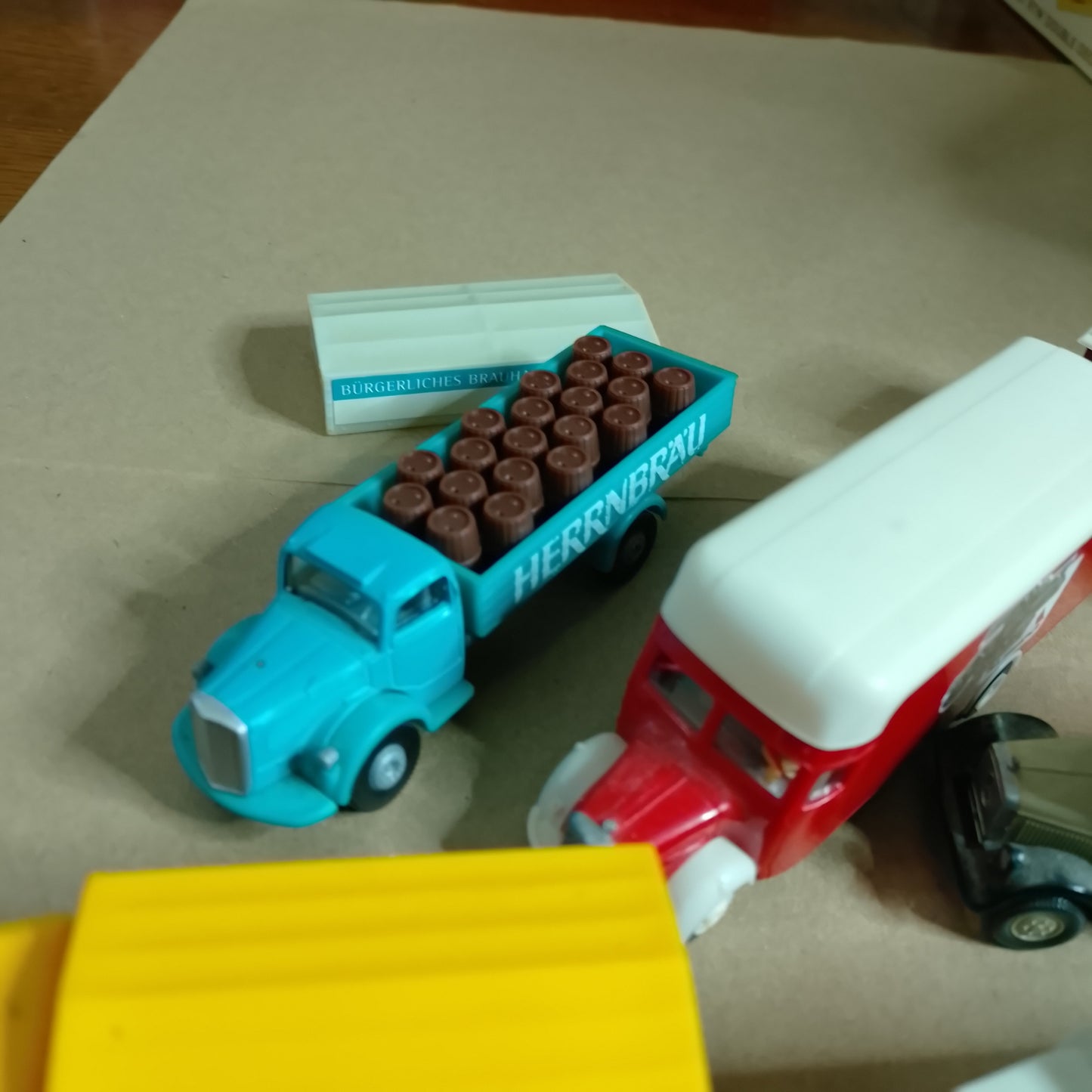 various 1:87 brekina etc Vintage Mercedes trucks lorry vehicles x7 loose nice plastic German