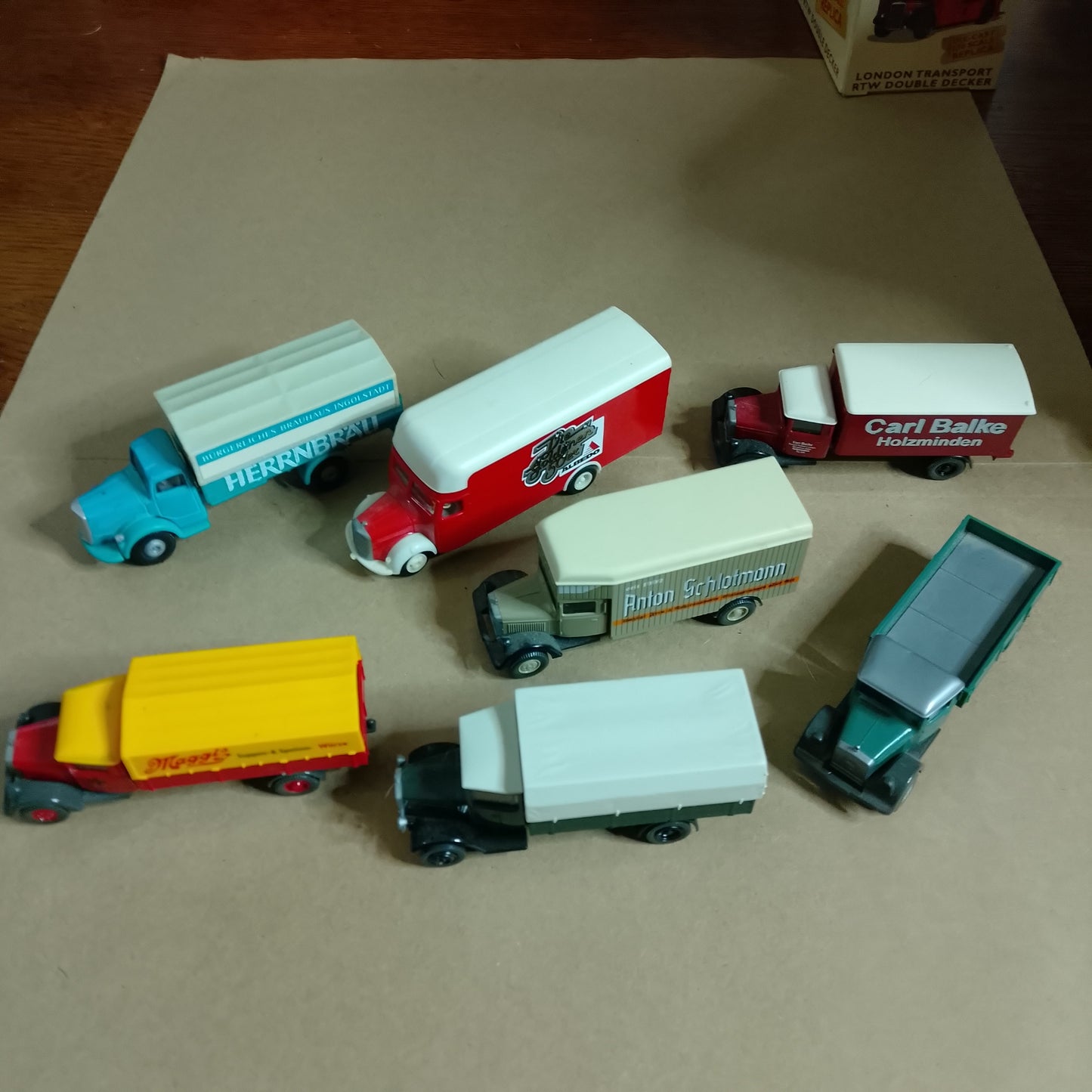 various 1:87 brekina etc Vintage Mercedes trucks lorry vehicles x7 loose nice plastic German