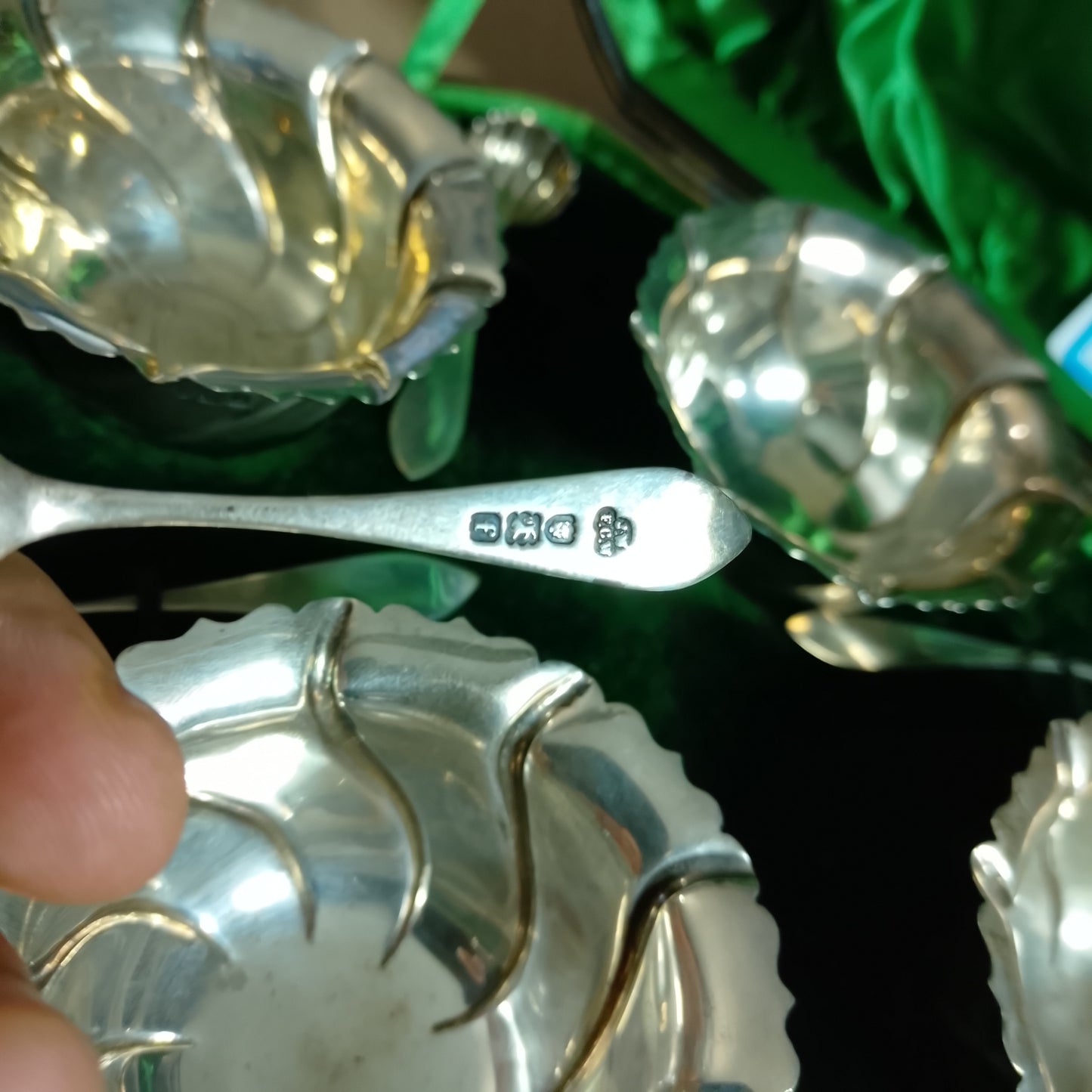 John Wakley Charles Wheeler sterling silver salt spoons set in case 1901 oyster case Stunning 179grms
