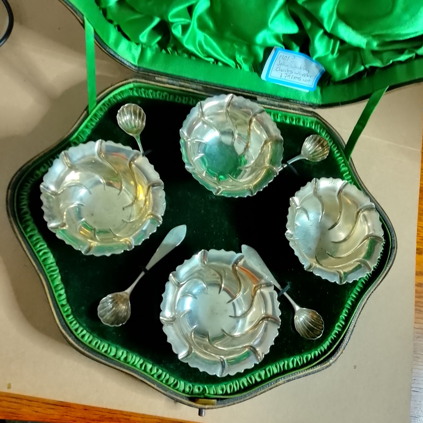John Wakley Charles Wheeler sterling silver salt spoons set in case 1901 oyster case Stunning 179grms