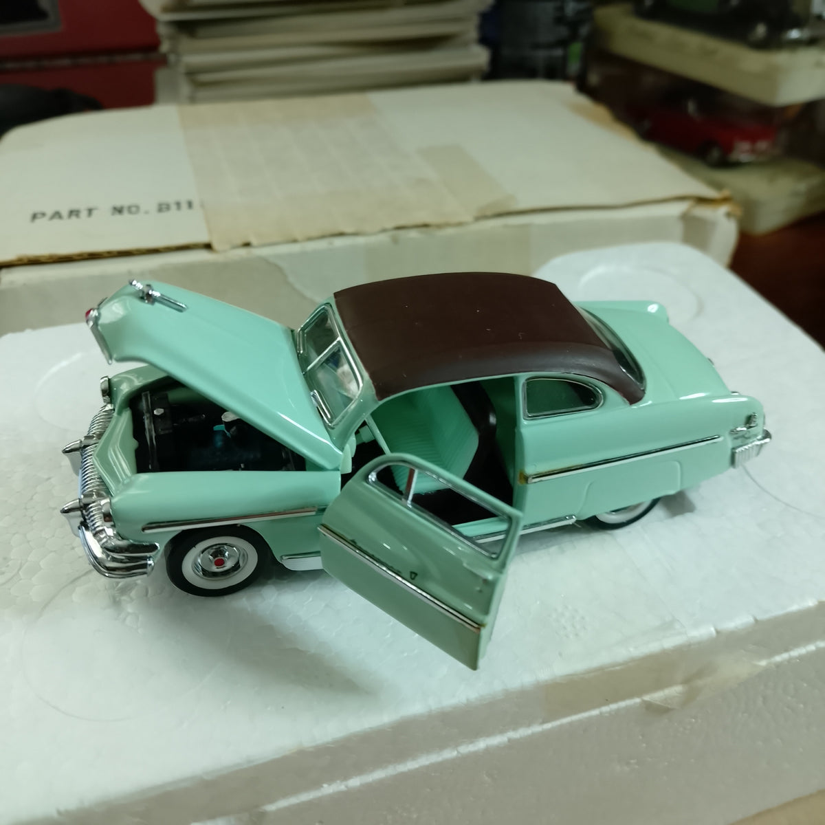 Franklin mint cars of the fifties 1951 Mercury Monterey 1:43 diecast excellent has box