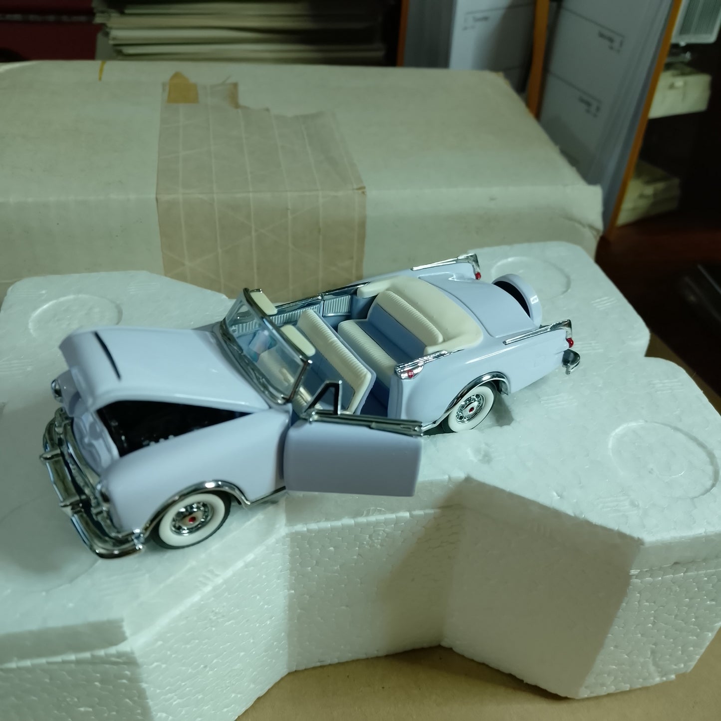 Franklin mint cars of the fifties 193 Packard Continental 1:43 diecast excellent has box