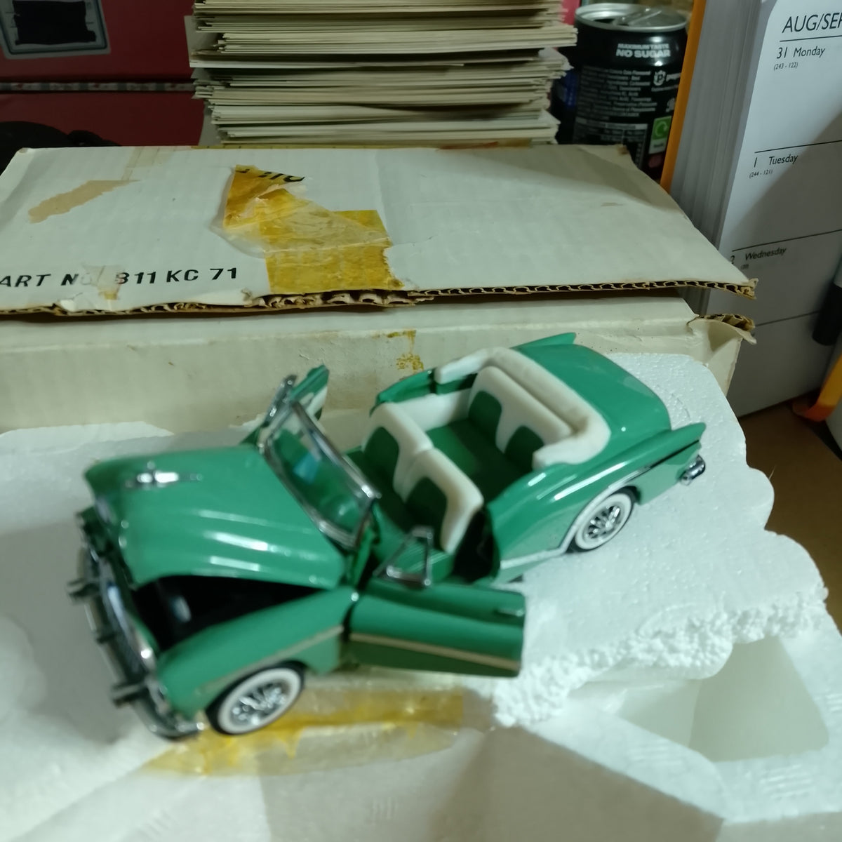 Franklin mint cars of the fifties 1953 Buick Skylark 1:43 diecast excellent has box