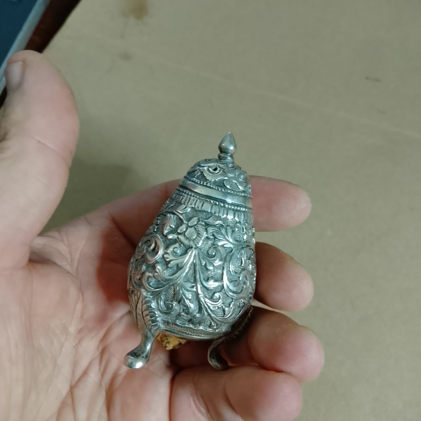 Vintage solid silver condiment shaker Indian Kutch Region 1890-1910 period 42grms pear shaped