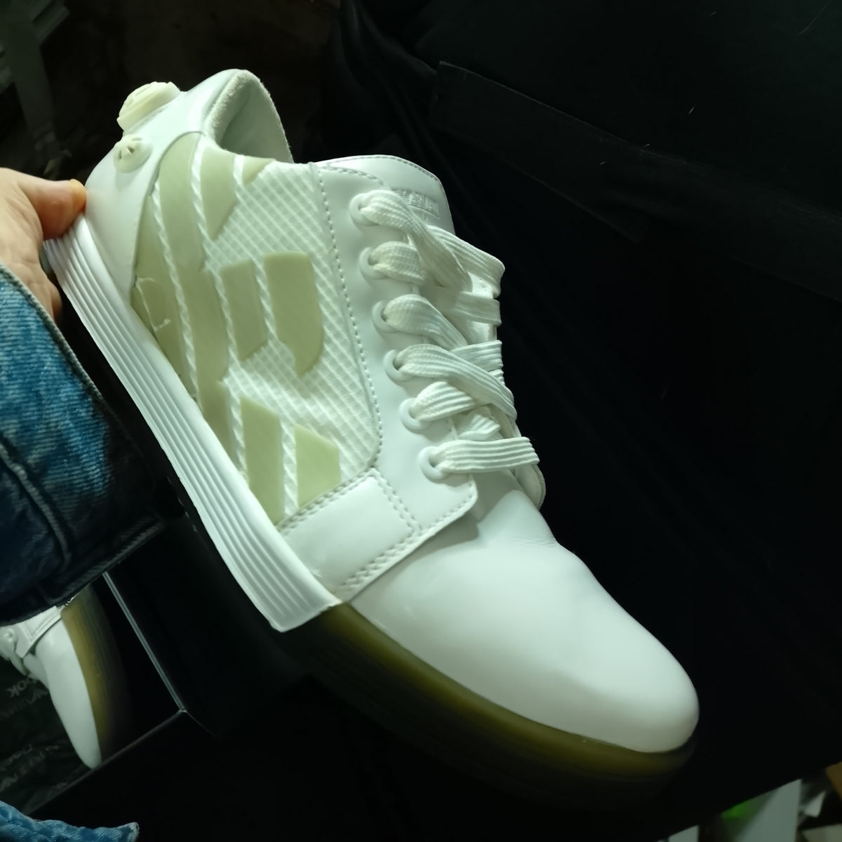 Emporio Armani Reebok pump vintage MID trainers White UK 7.5 vgc pre-worn
