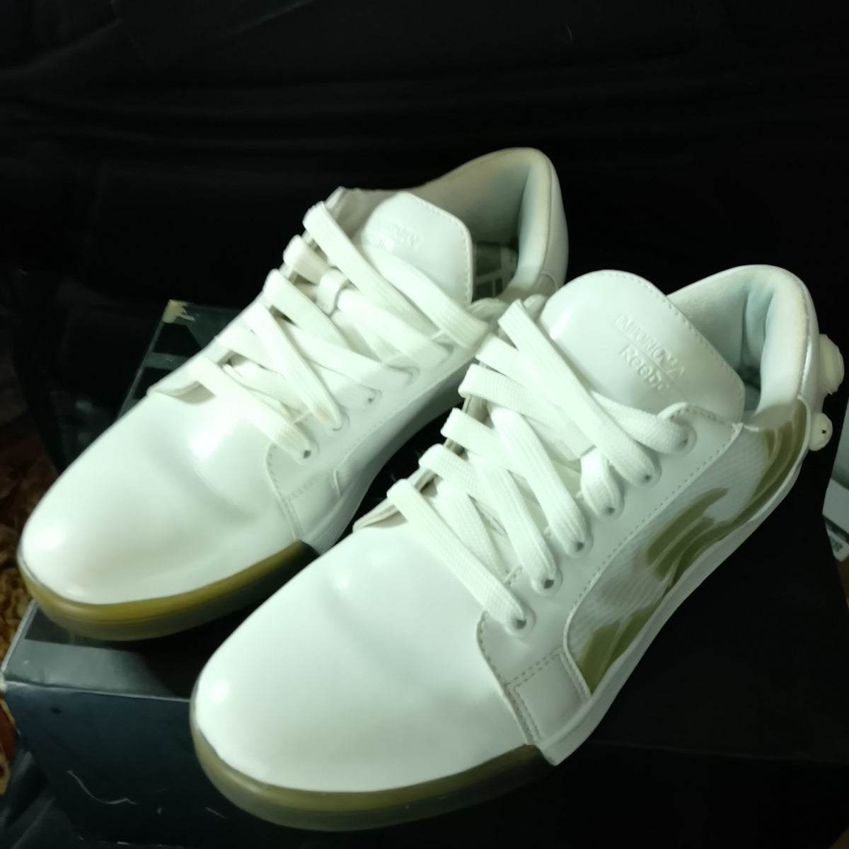 Emporio Armani Reebok pump vintage MID trainers White UK 7.5 vgc pre-worn