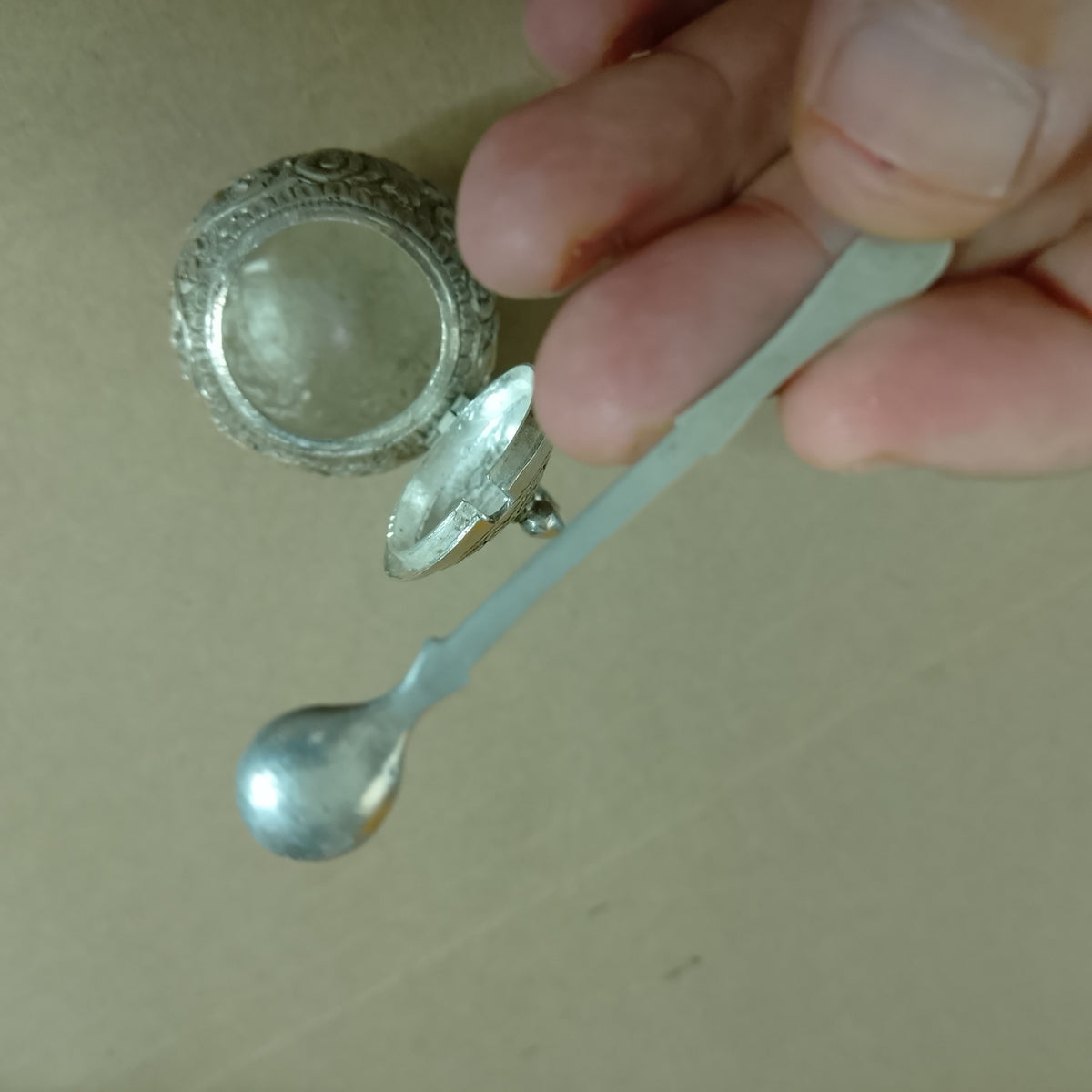 Vintage solid silver condiment mustard pot Indian Kutch Region 1890-1910 period 60 grms