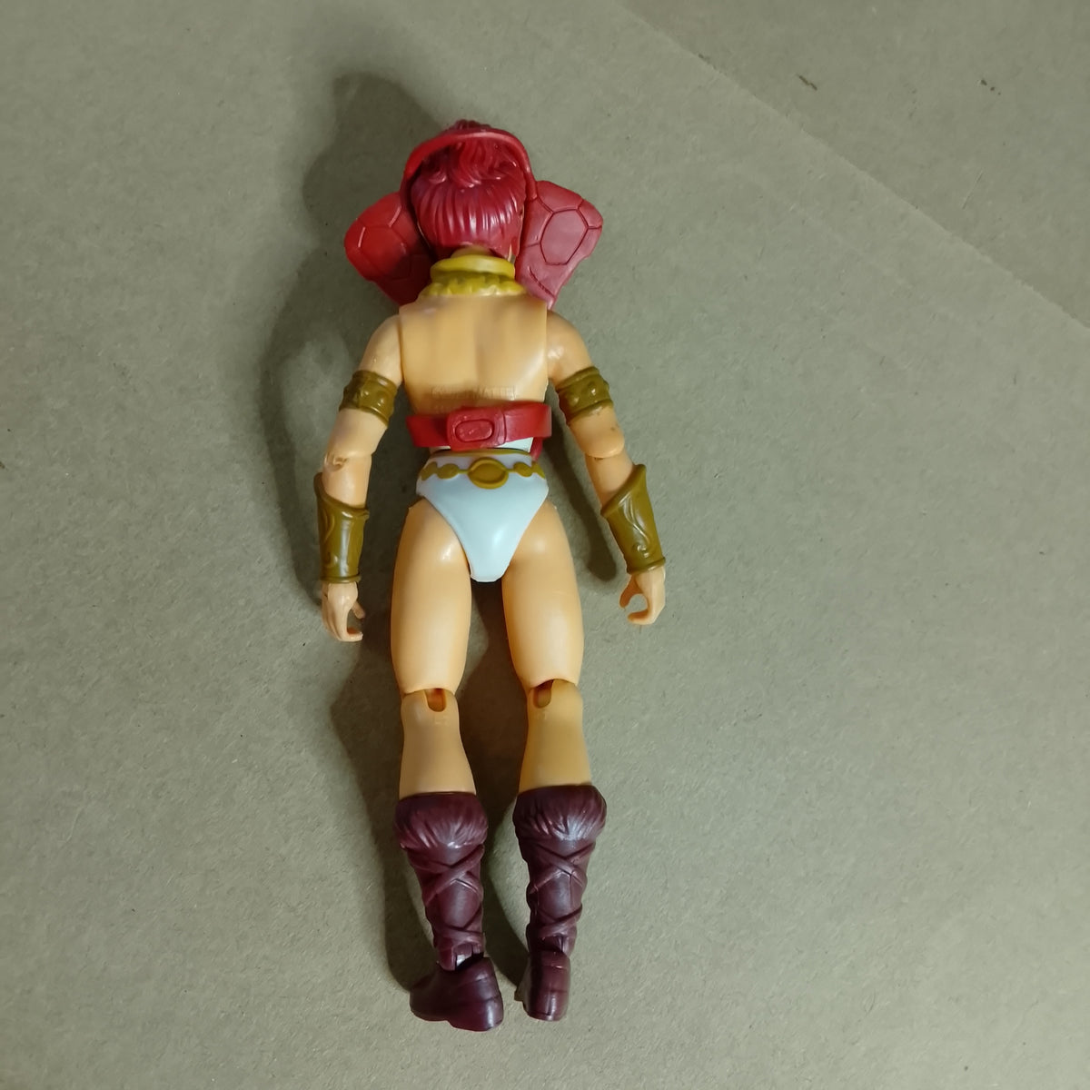 Masters of the Universe 2000 Origins Teela action figure loose vgc