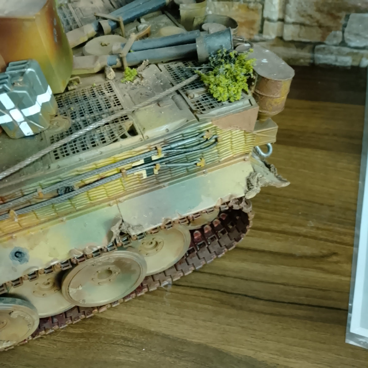 Tamiya 1:16 RC Radio controlled WW2 German Tiger 1 Tank pro built painted stunning