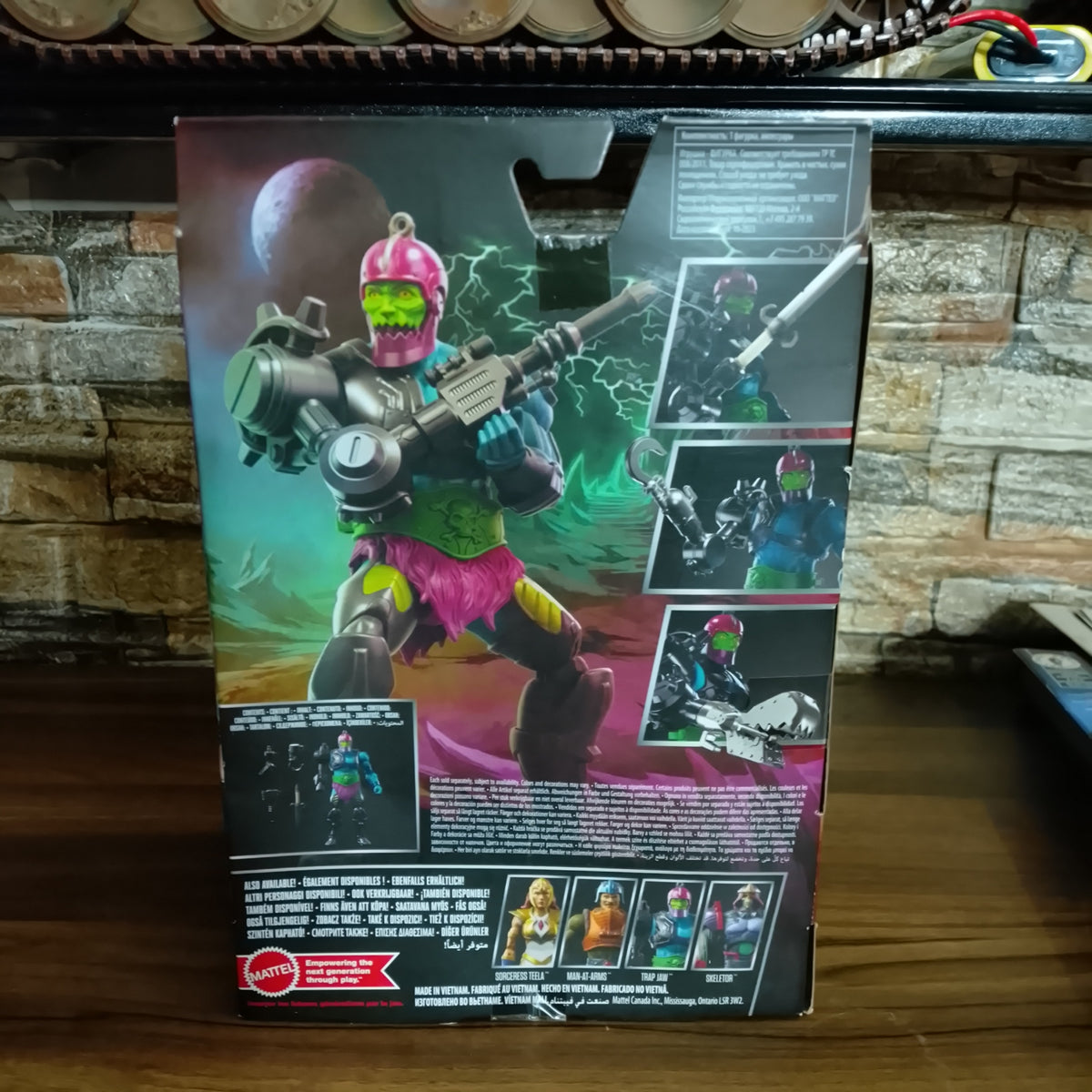 Masters of the Universe New Eternia Trapjaw 2023 Sealed boxed Mattel