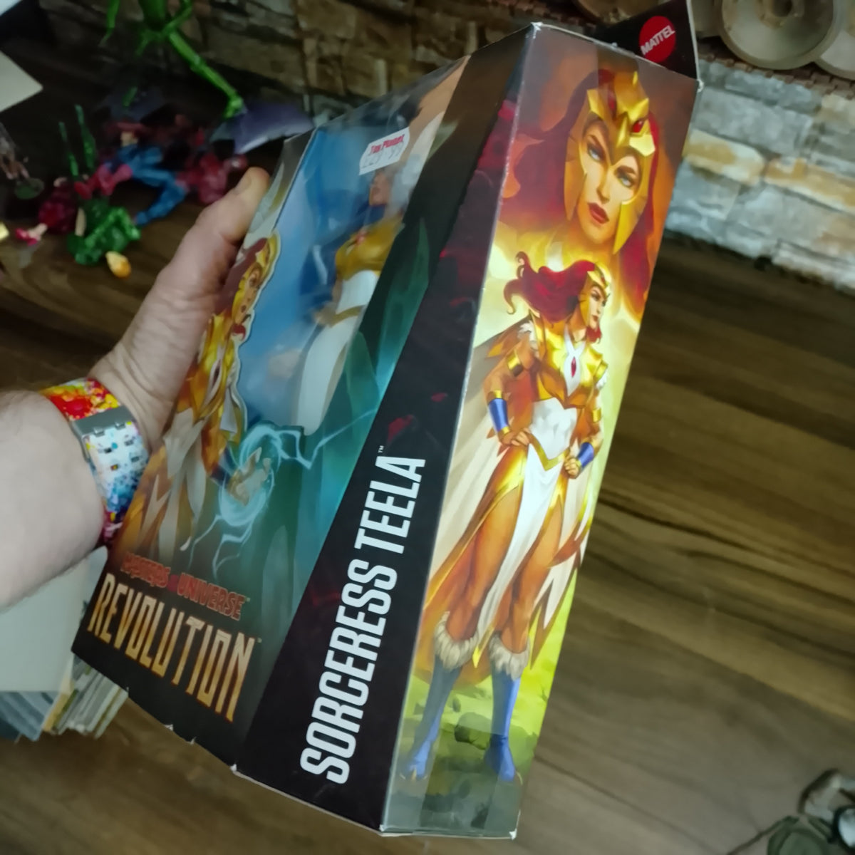 Masters of the Universe Revolution Scorceress Teela 2023 Sealed boxed Mattel