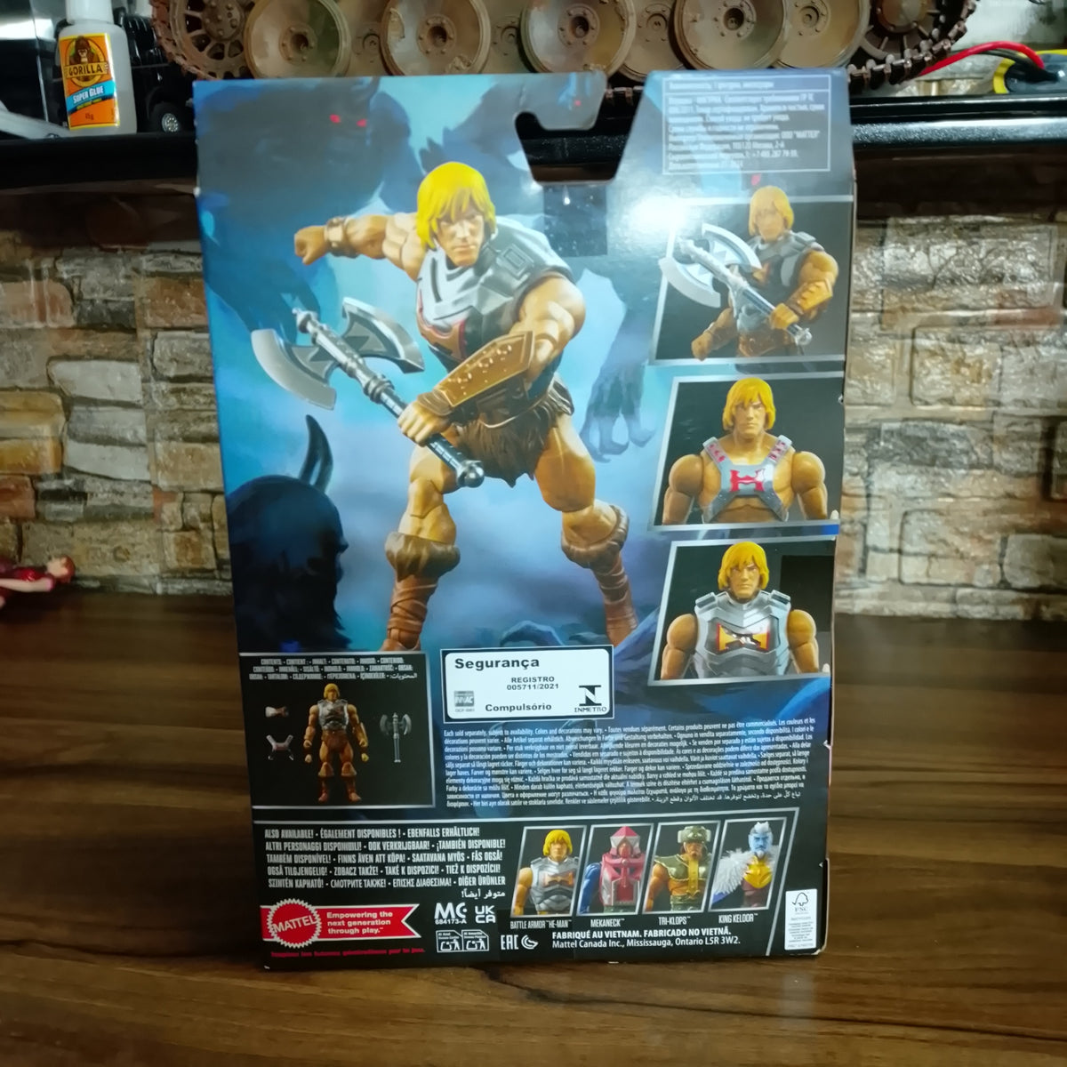 Masters of the Universe Masterverse  Revolution Battle Armor He-Man 2023 Sealed boxed Mattel