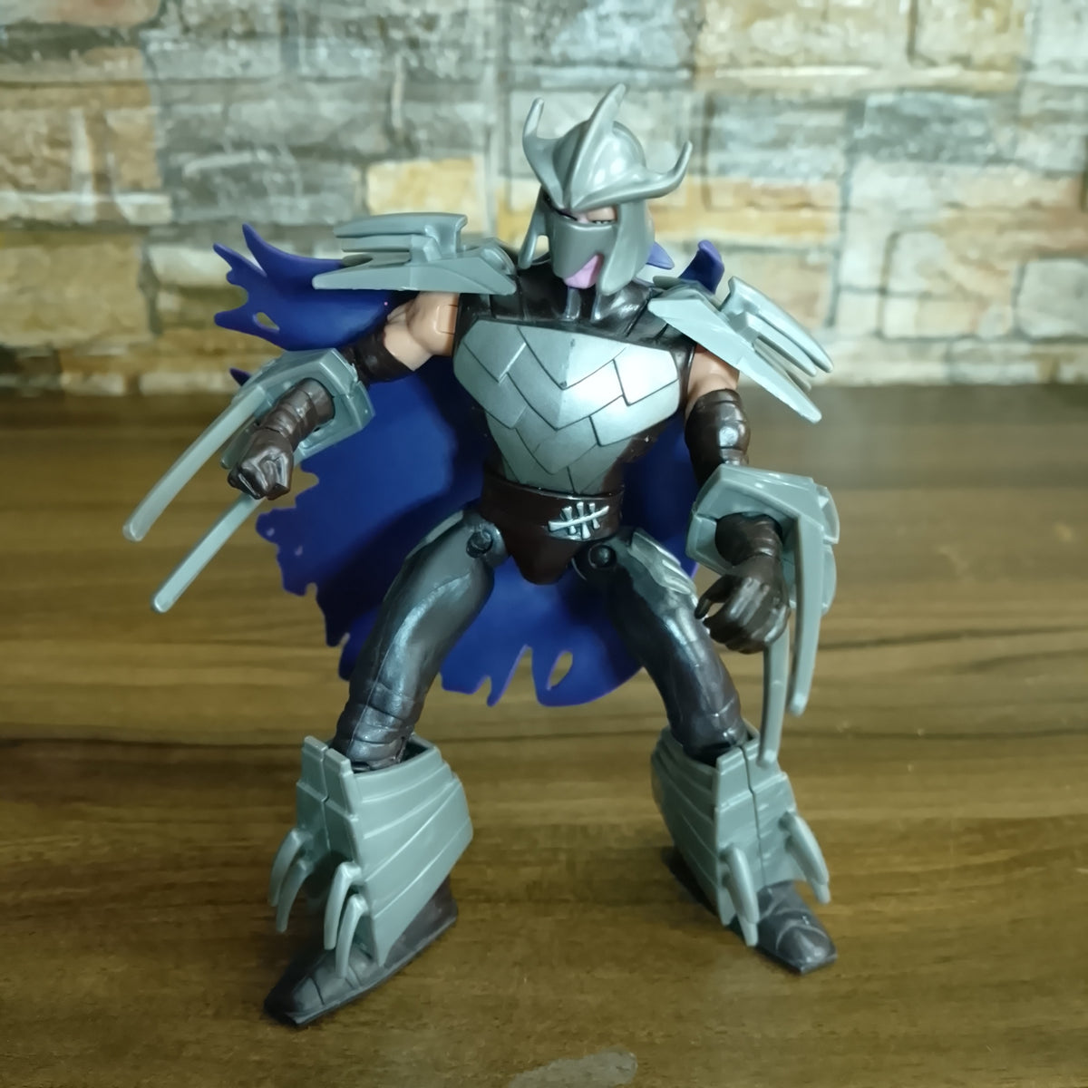 Teenage Muntant Ninja Turtles 2013 Shredder Unmasked loose complete figure excellent TMNT