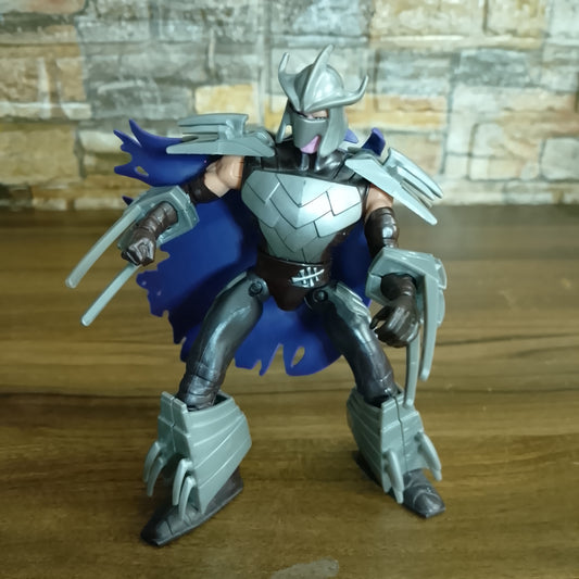 Teenage Muntant Ninja Turtles 2013 Shredder Unmasked loose complete figure excellent TMNT