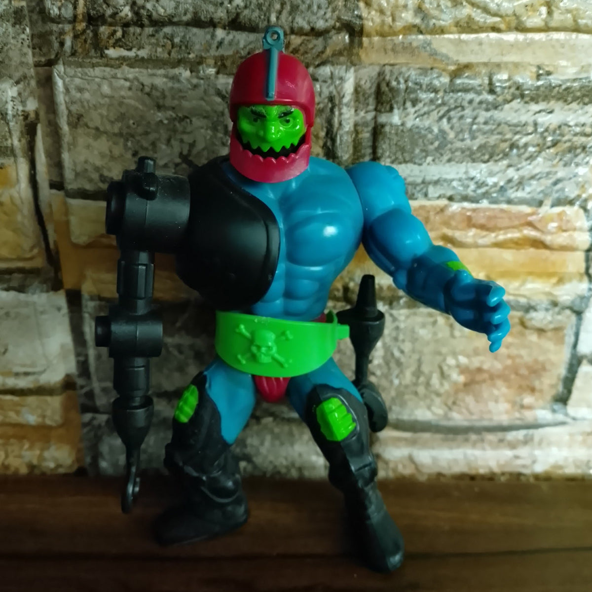 Masters of the Universe 1981 Malaysia Trap-Jaw nice example loose retro action figure