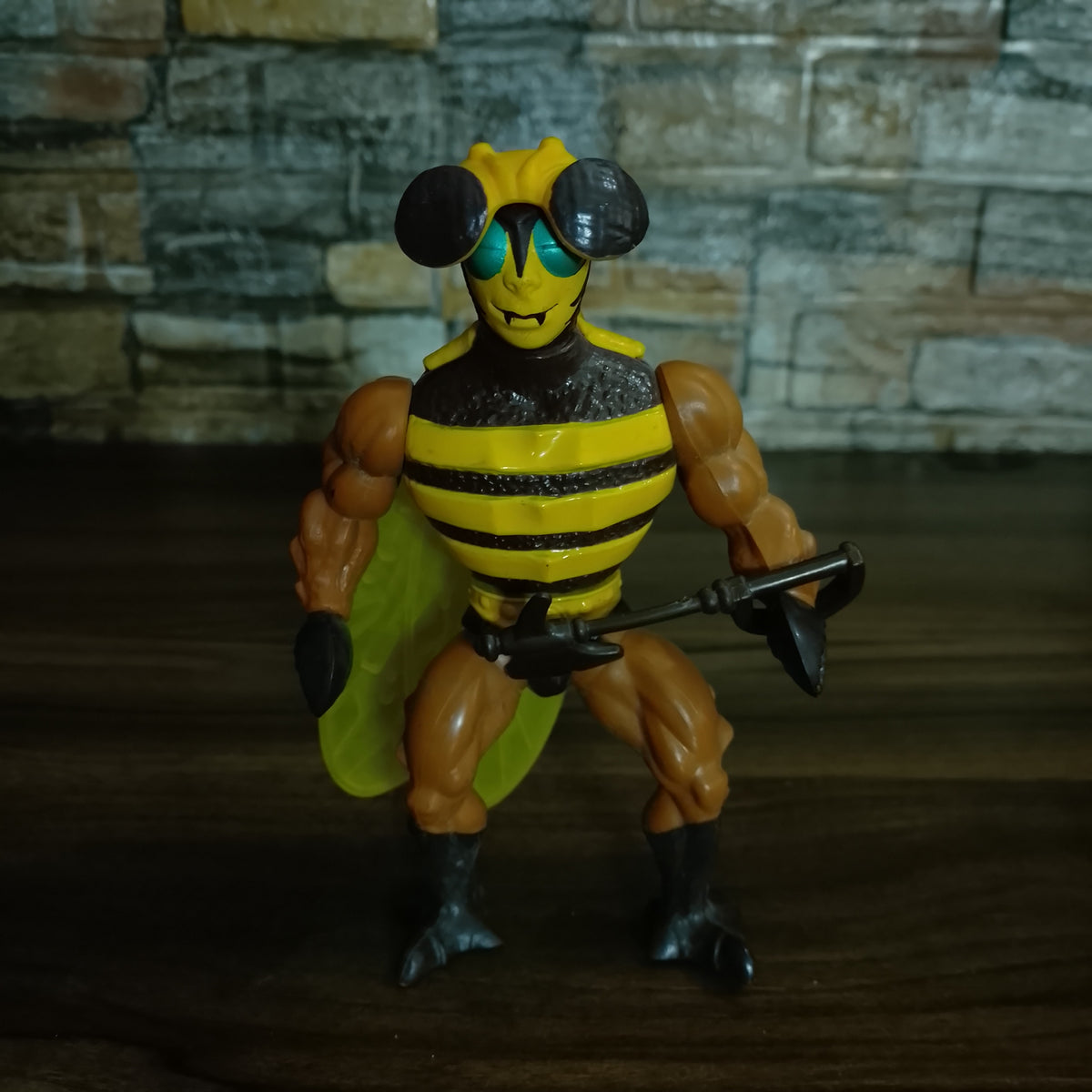 Masters of the Universe vintage 1983 Hong Kong Buzz-off very nice complete example loose retro action figure