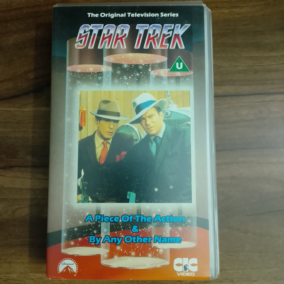 Star Trek CIC Video VHS Cassette episodes 49 & 50 A piece of the action  retro film TV U
